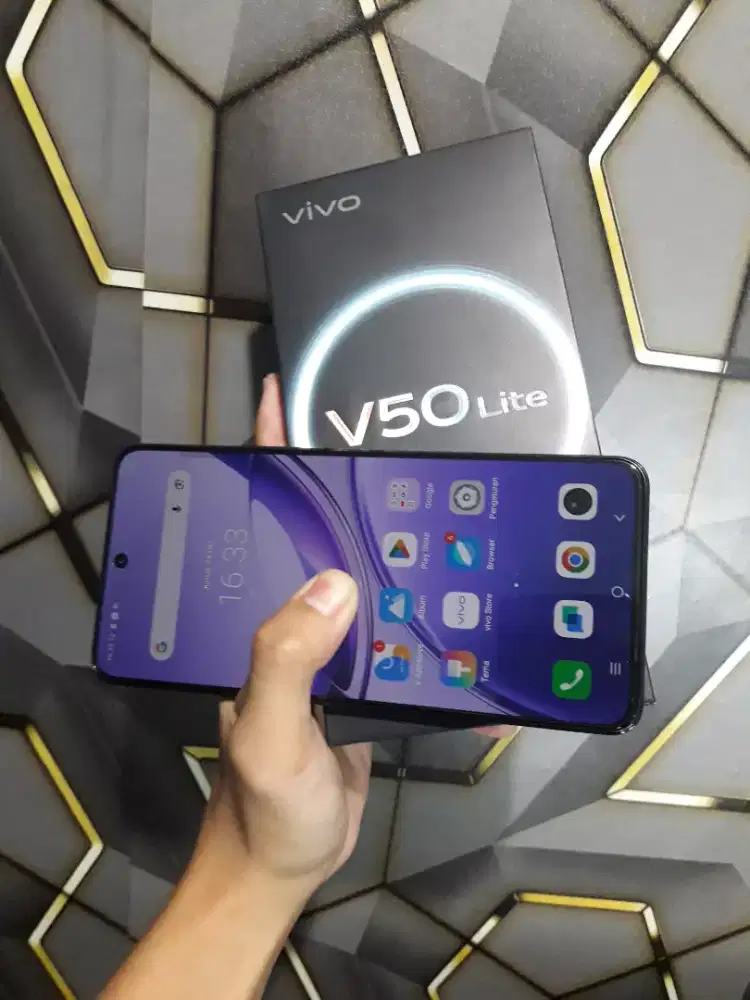 Vivo V50 lite 8+8/256GB lengkap