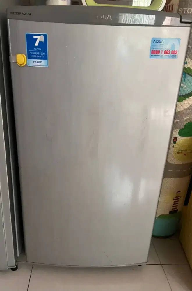 Di jual frizer aqua masih bagus ori siap pakai