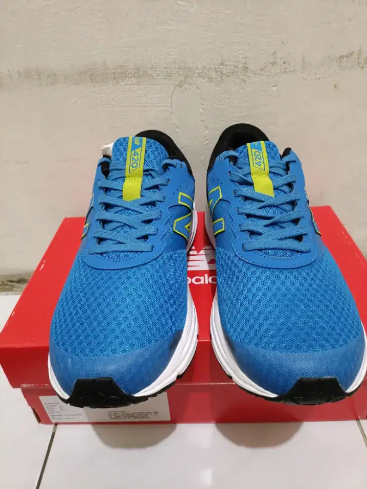 Sepatu New balance 520