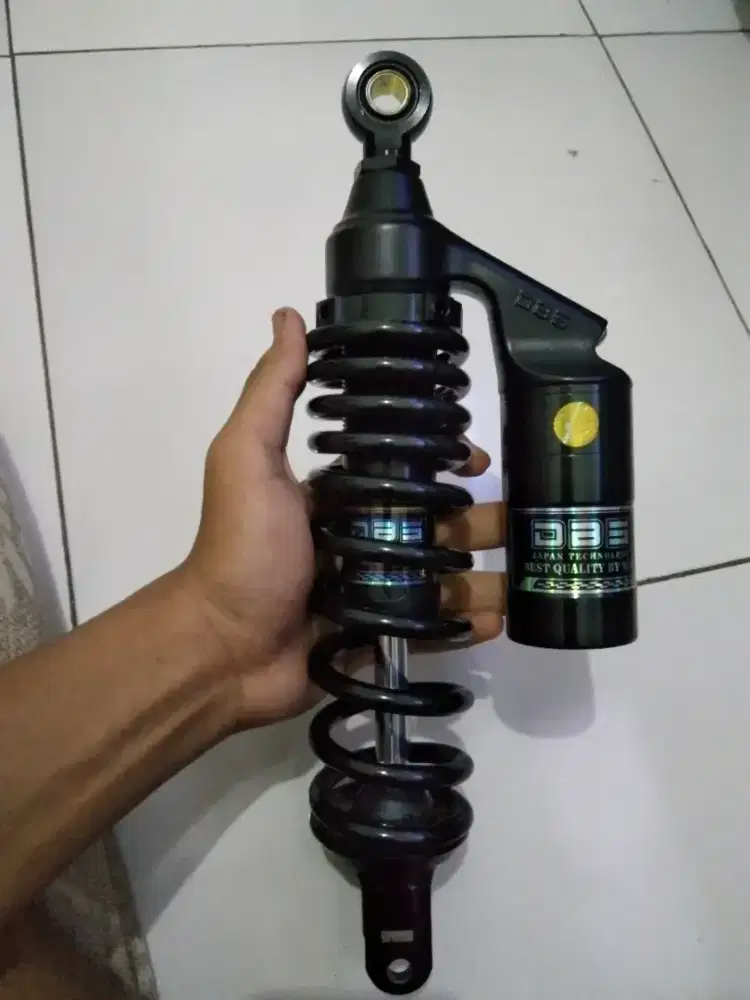Shock blakang DBS