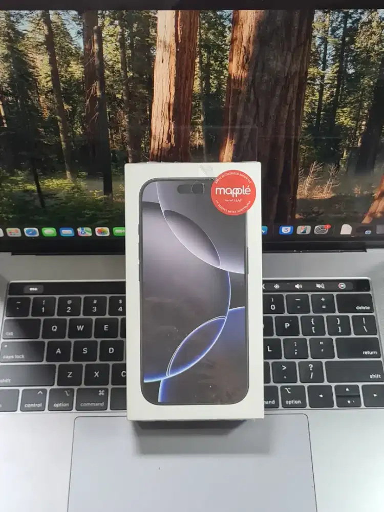 New iPhone 16 Pro 256gb Black Titanum