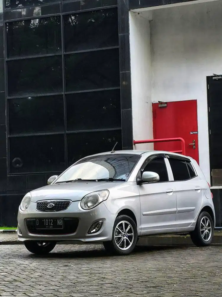 LOW KM!! DP 14JT // KIA PICANTO COSMO SE 1.1 MT 2010 ISTIMEWA