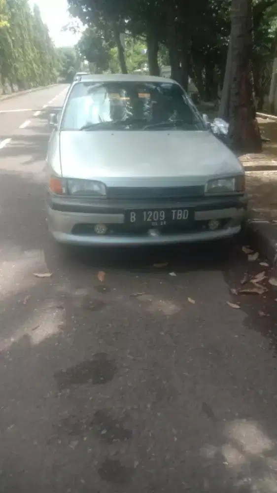Dijual mobil bekas Mazda INTERPLAY 323,  th95