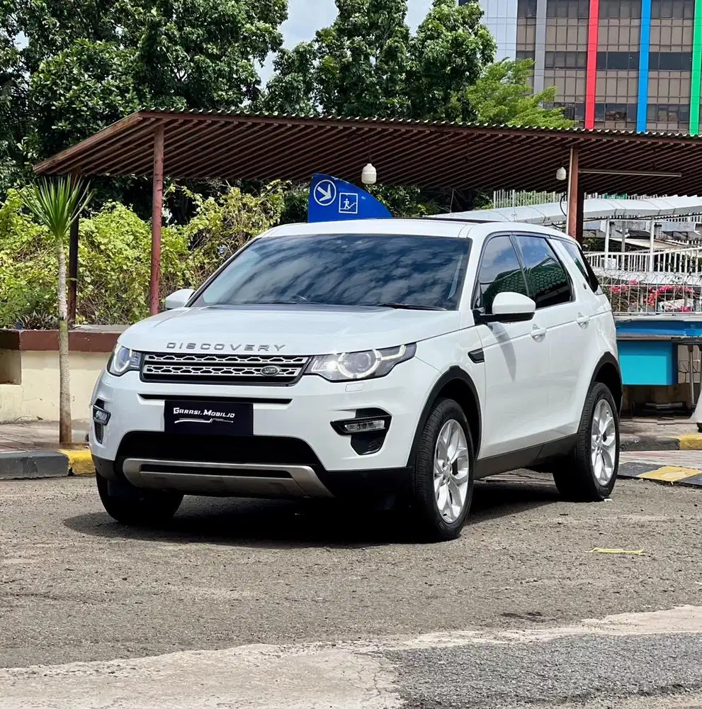 Landrover Discovery HSE Si4 2.0L 2015