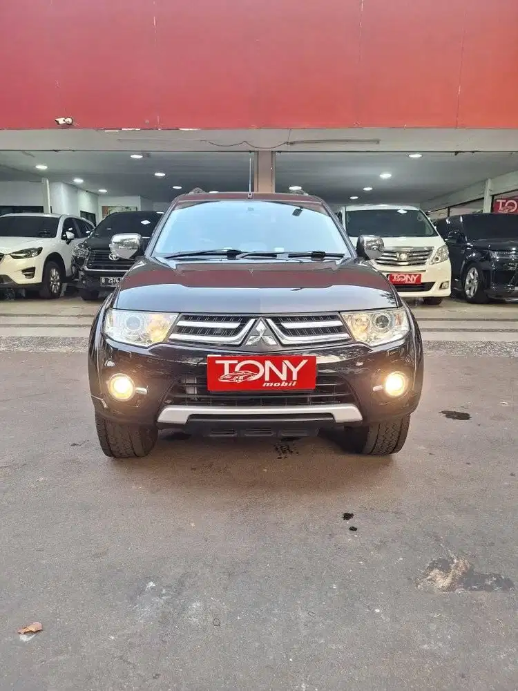 Mitsubishi Pajero Dakar 4x4 AT 2015 Hitam