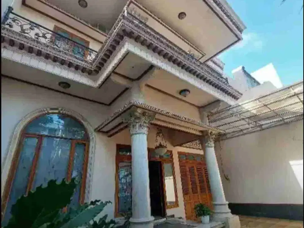 Rumah Kontor Poros Jalan Kendalsari Suhat