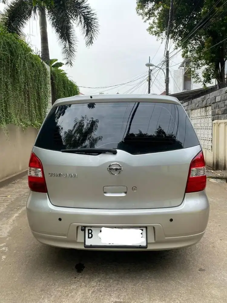 Grand Livina XV MT 2009