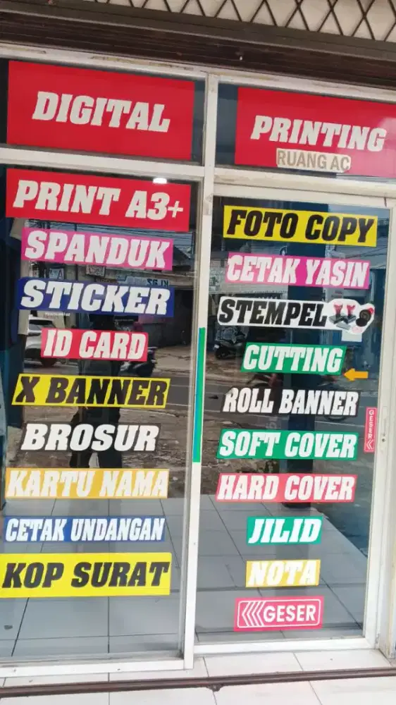 Dicari desain grafis. Untuk jga toko percetakan