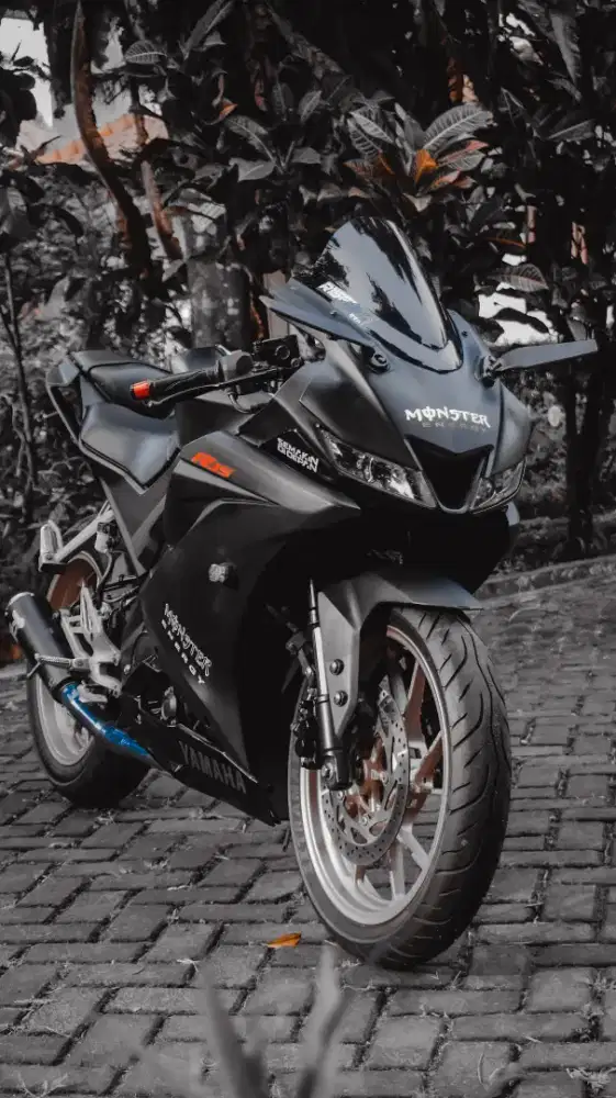 R15 V3 Hitam Doff