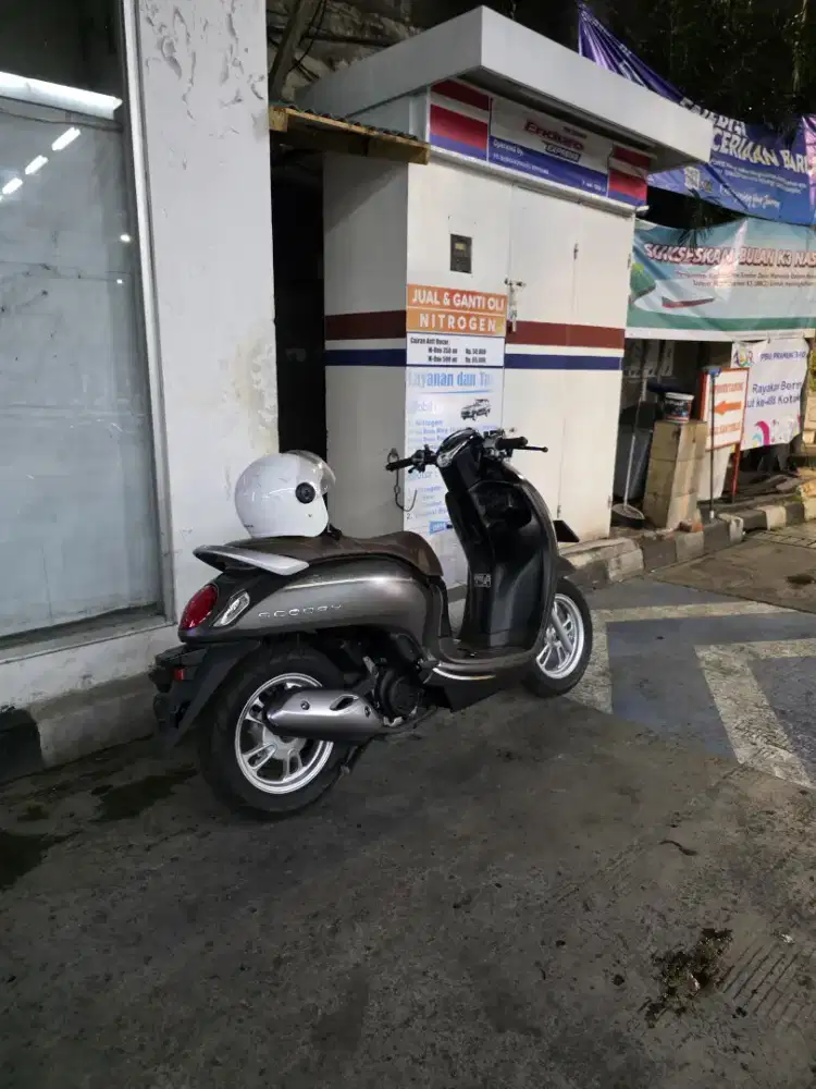 Scoopy 2023 kilometer rendah