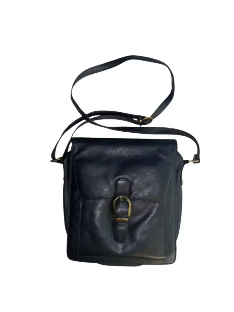 Tas Merk Kate Spade dan Alami