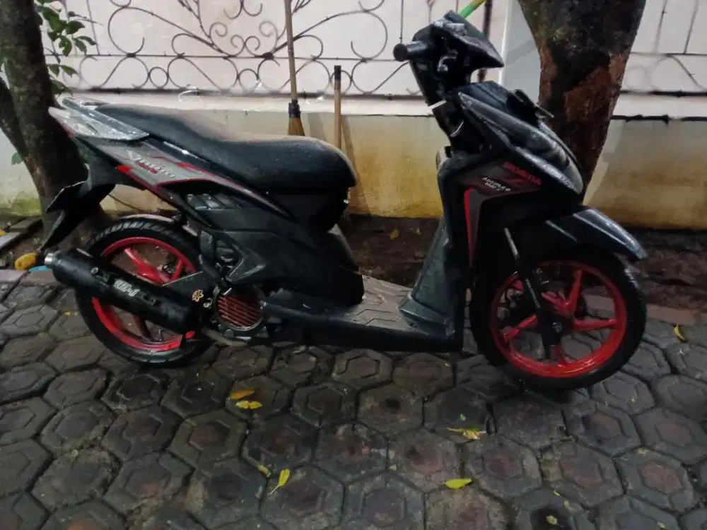 Jual vario 2011
