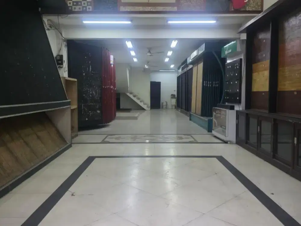 Disewakan Ruko 3 Lantai di Rawasari Jakarta Selatan