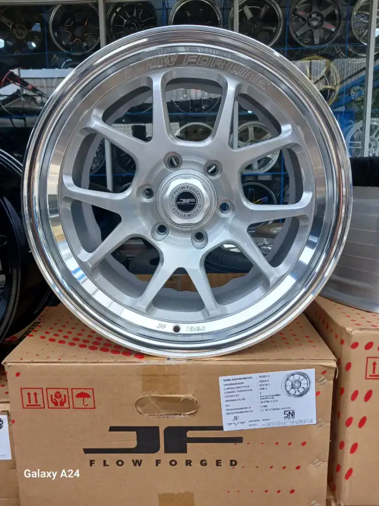 Lenso venom 6 ring 18x9 6x139,7 ET 0 nano brush clear. Fortuner dll