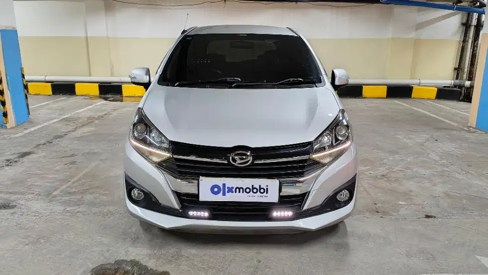 TDP 6,JT Daihatsu Ayla 1.2 R Bensin-MT Silver 2018