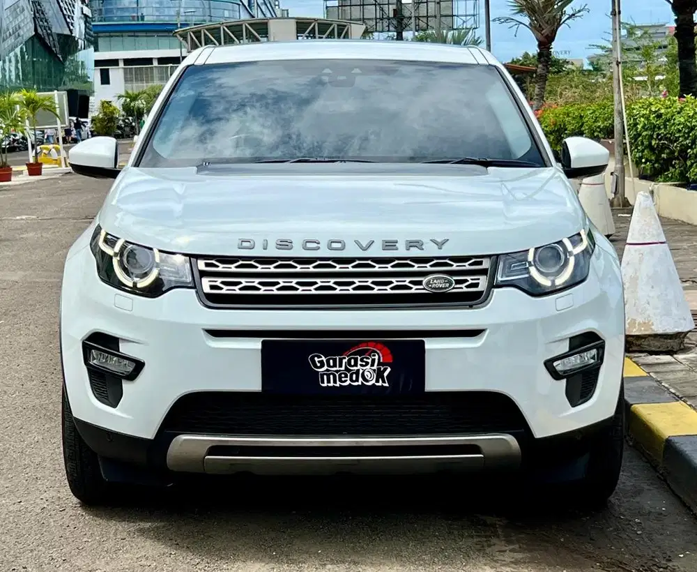 Land Rover Discovery Sport HSE SI4 SI 4 2015 Antik Low Km Murah Bekas