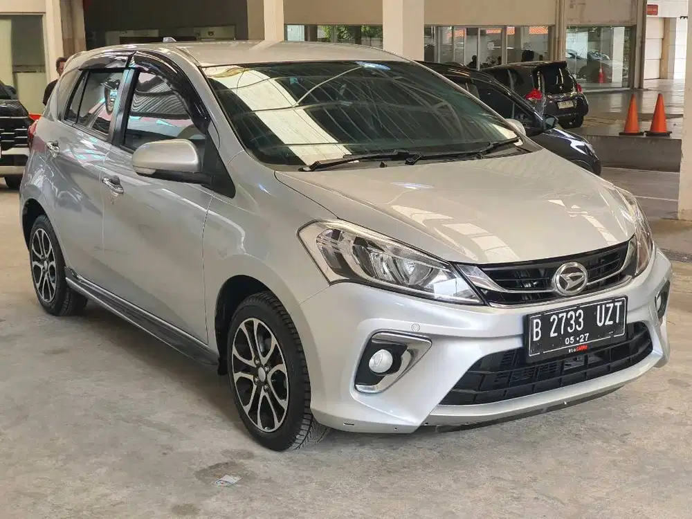 Daihatsu Sirion 1.3 AT 2021 Silver PREMIUM B2733UZT