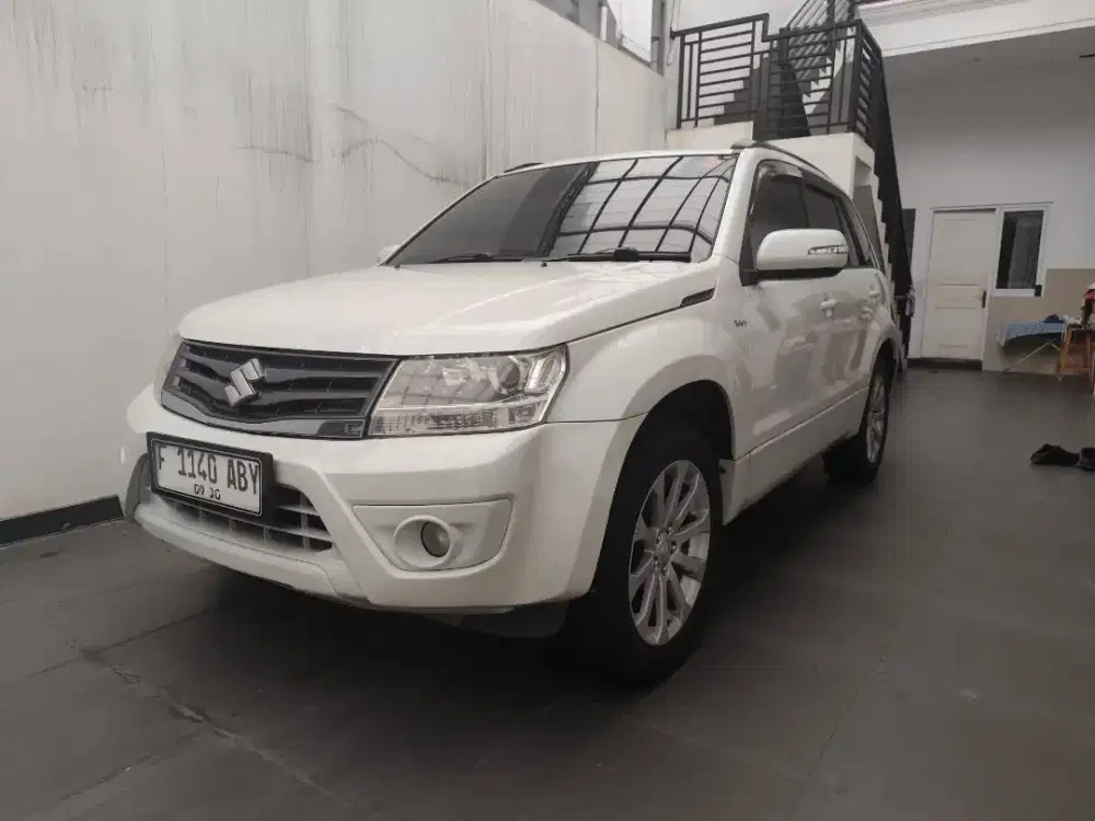 Suzuki grand vitara 2.4 antik istimewa
