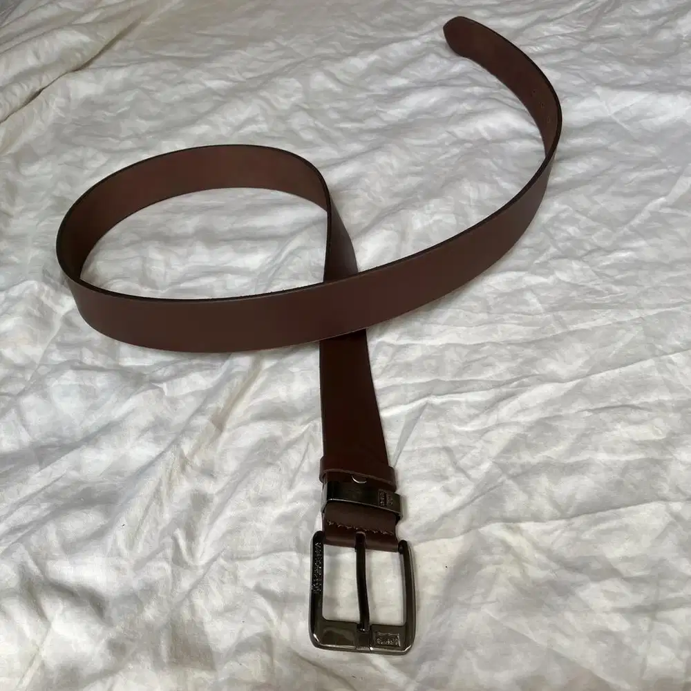 Big Size Original Levi's sabuk[Kulit Sapi Asli]