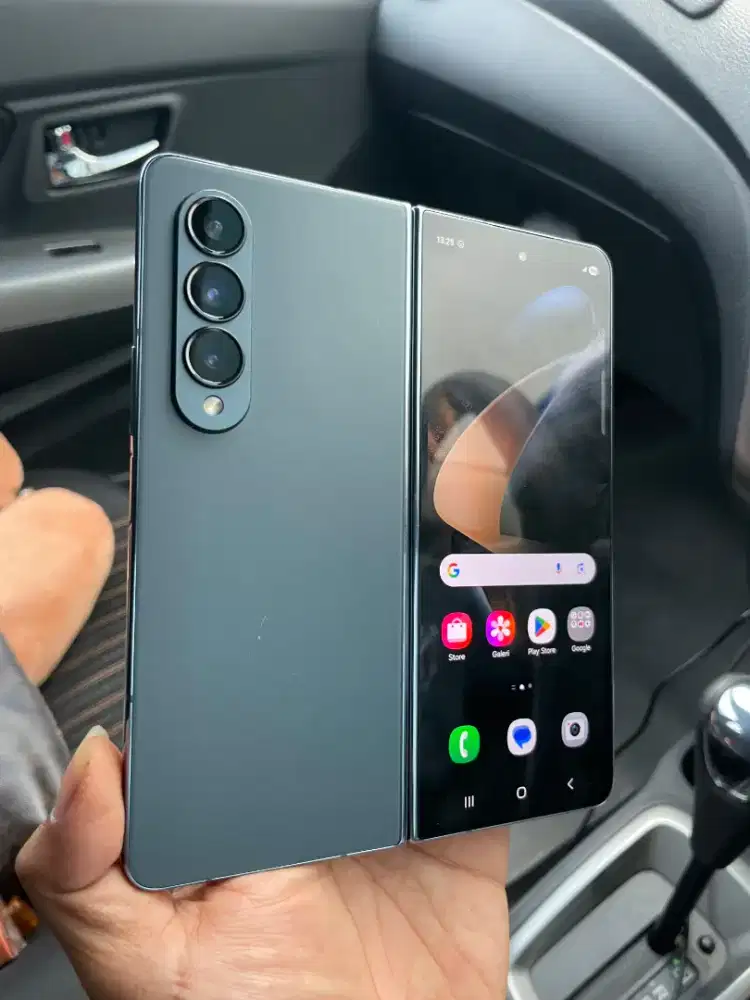 Samsung Z Fold 4 12/512Gb Sein Resmi
