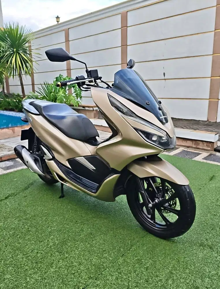 Pcx 2018 lengkap, like new