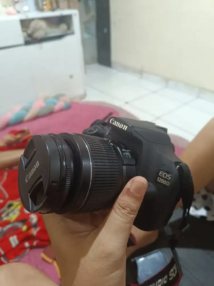 Kamera Canon 1200D
