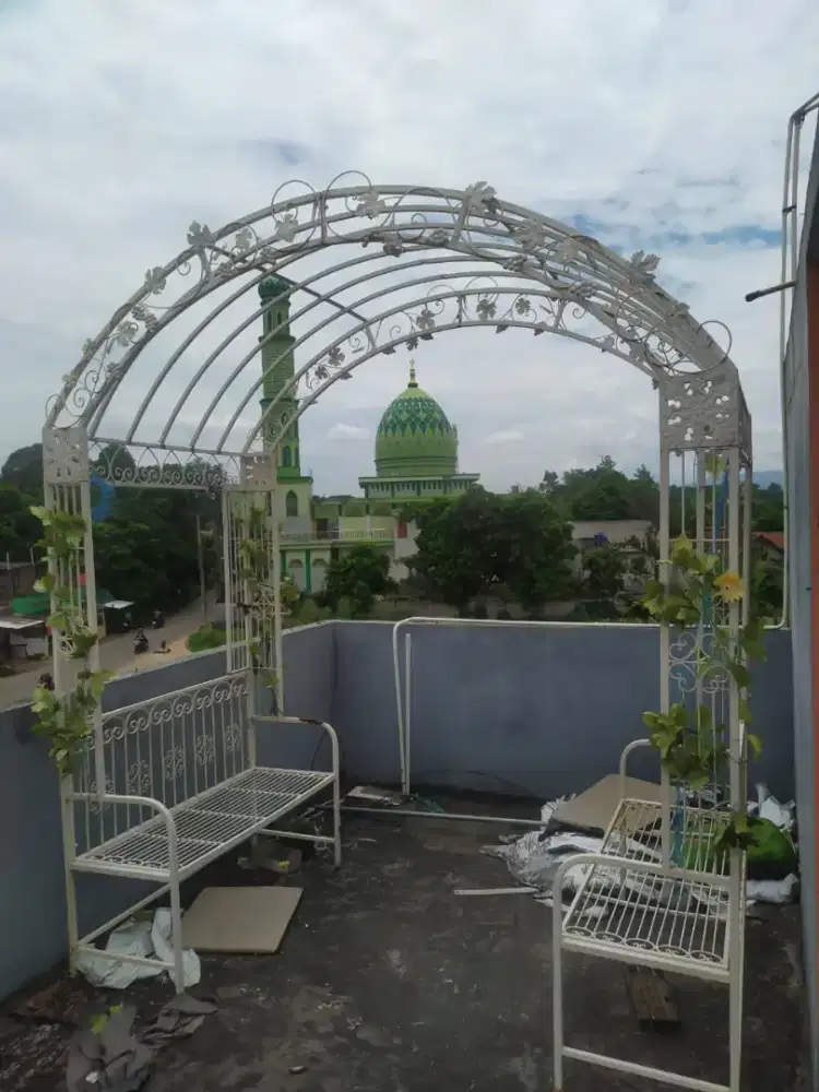 Gazebo Taman besi