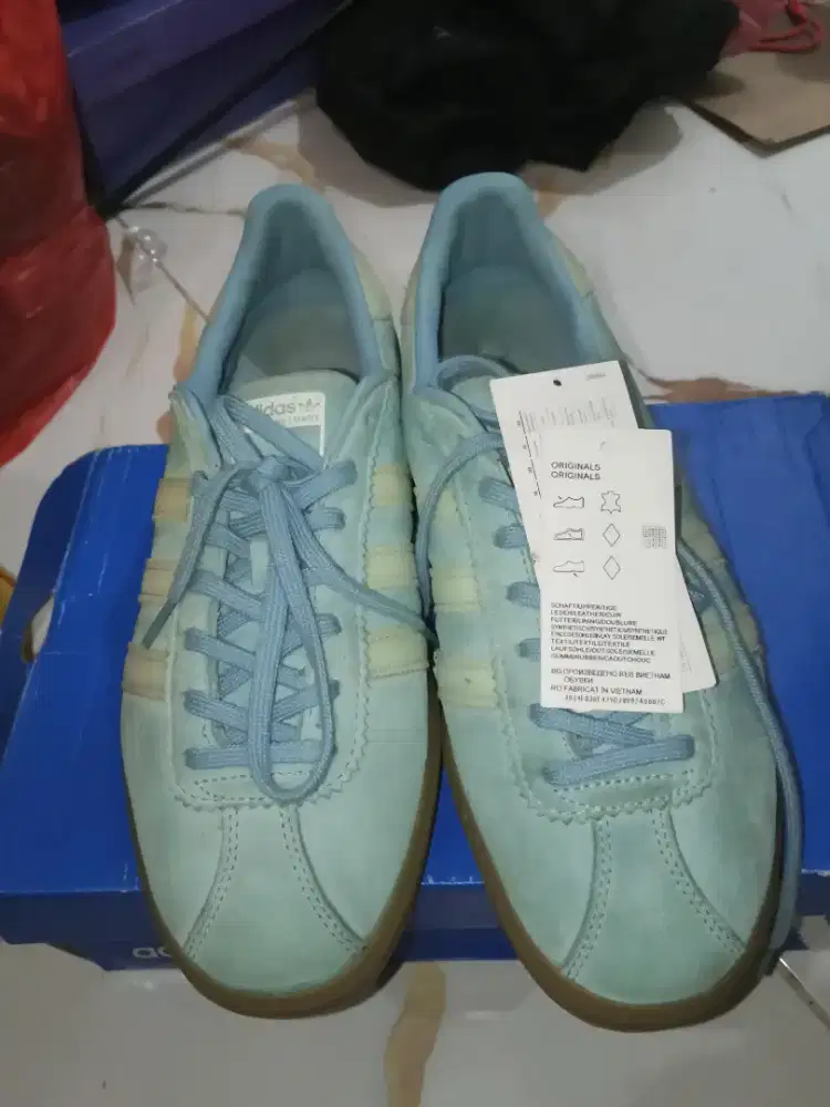 Adidas Bermuda size 42 ⅔