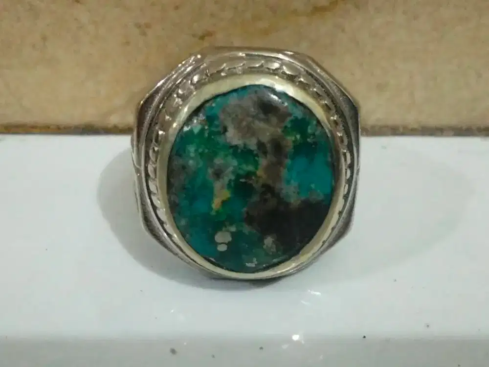 Cincin batu pirus urat perak