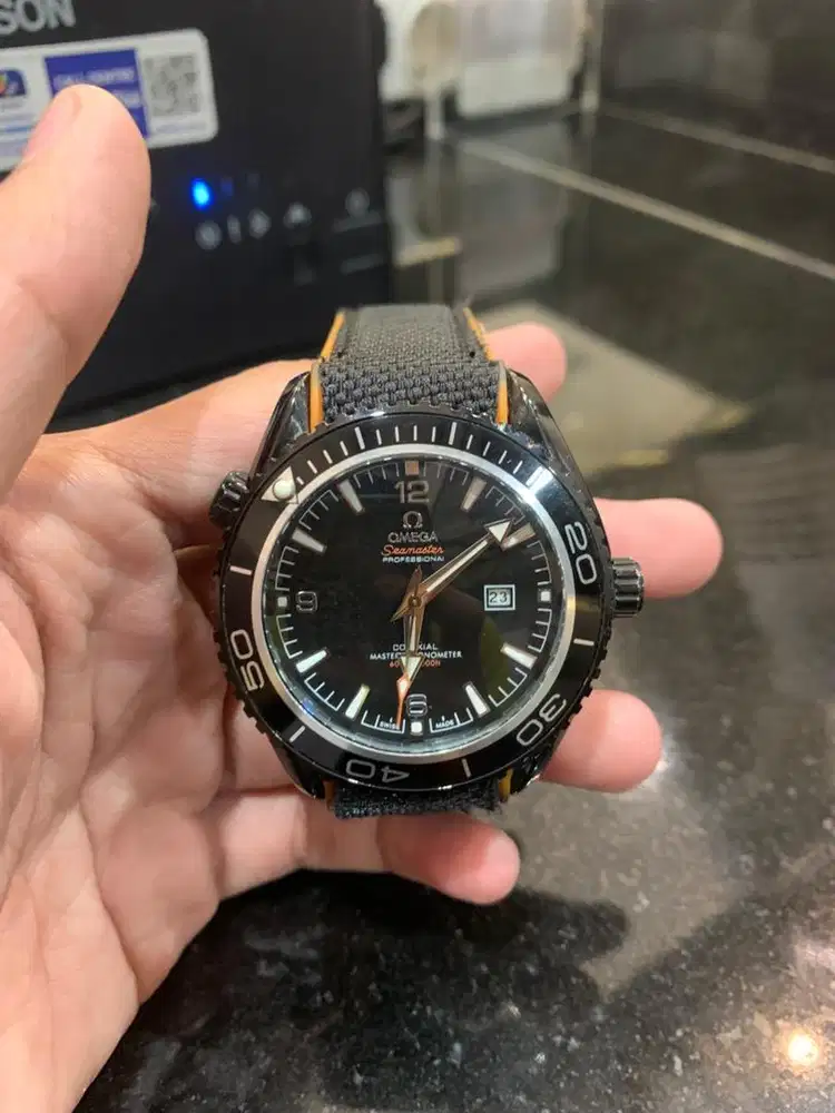 Jam tangan omega seamaster