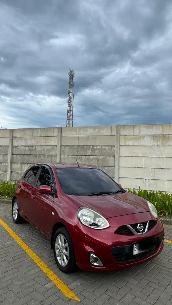 JUAL CEPAT MOBIL SIMPANAN,NISSAN MARCH(2014) SIAP PAKAI !!!