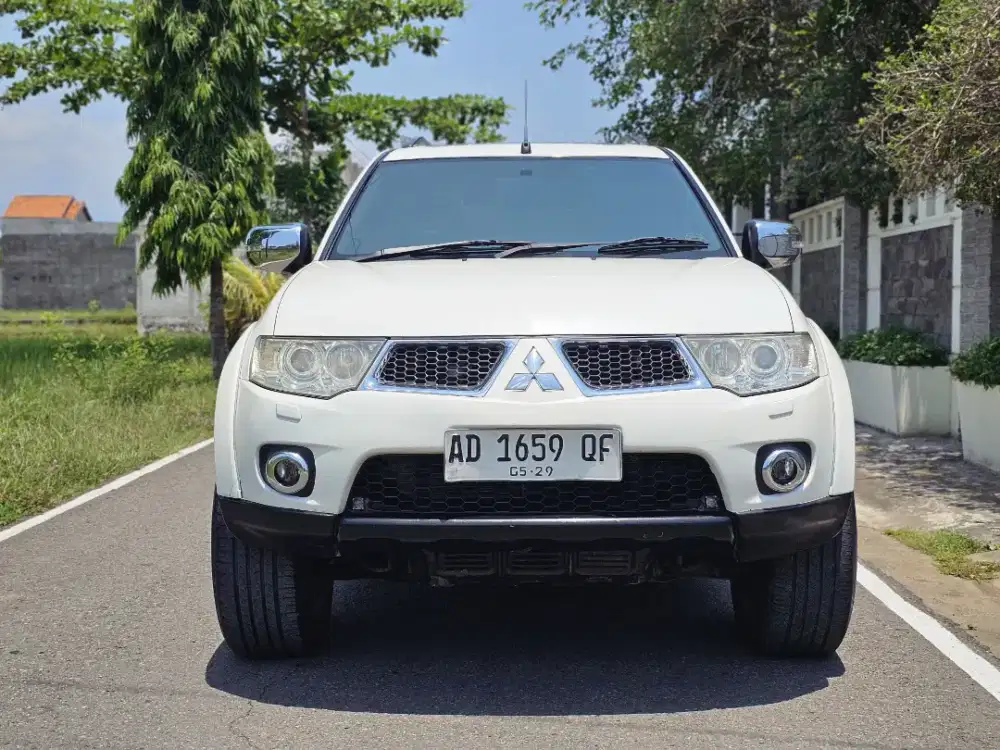 Pajero Dakar 2012 asli ad Automatic