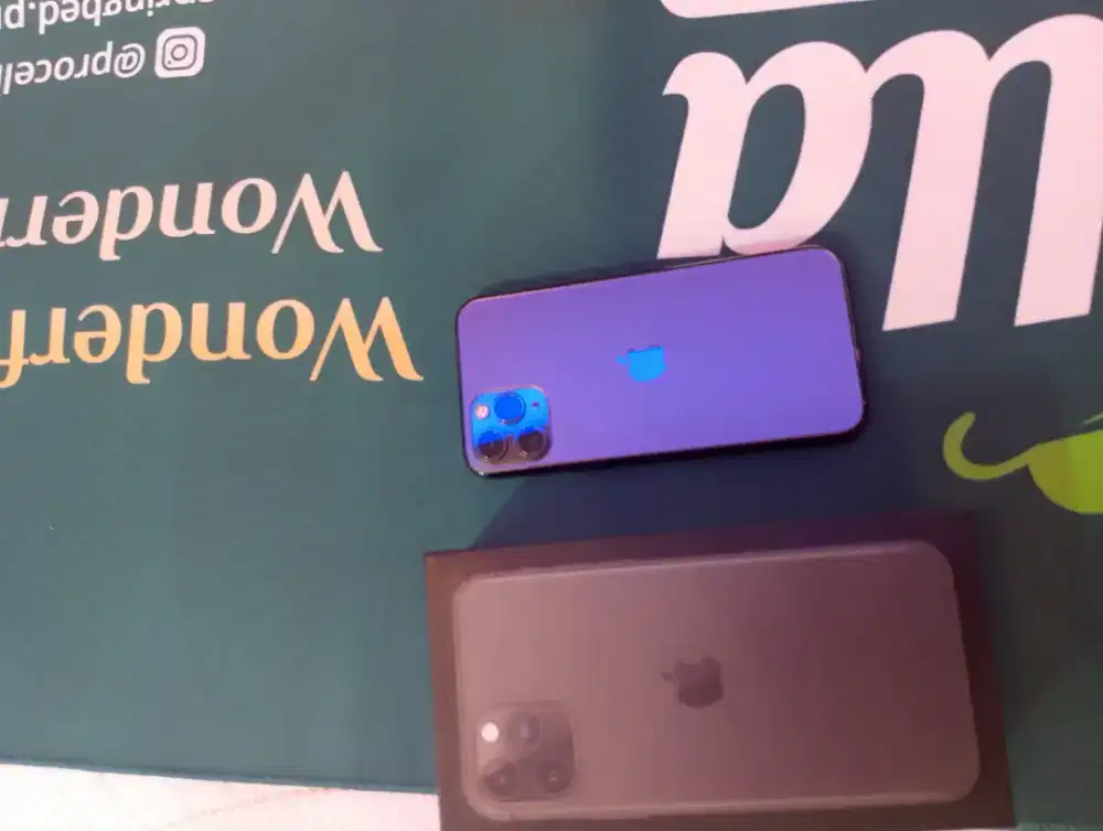 Iphone 11 pro 256gb gift baru