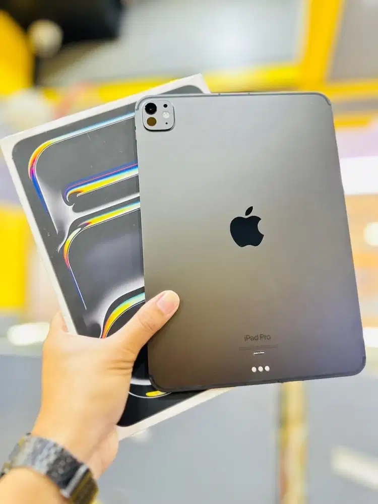 iPad Pro M4 11 256GB iBox Cellular 1 Bulan pakai