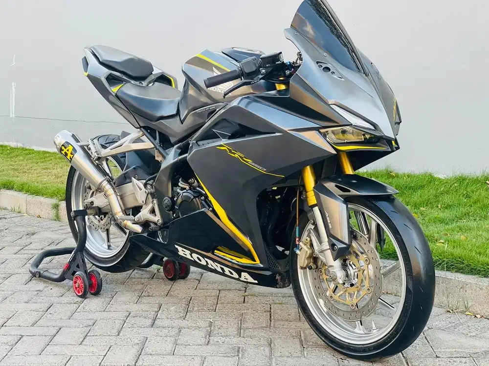 Honda cbr250rr grey 2017 plat S pajak on cbr 250rr grey cbr250 rr grey