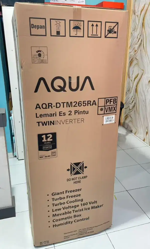 JUAL LEMARI ES 2 PINTU AQUA - BARANG BARU HARGA SECOND