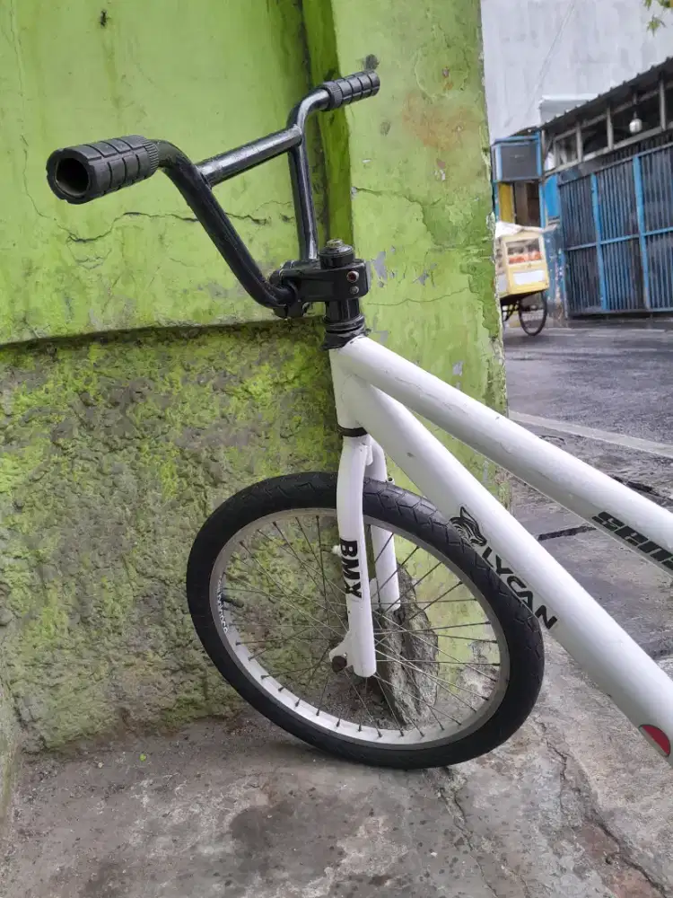Sepeda bmx uk 20 terpedo