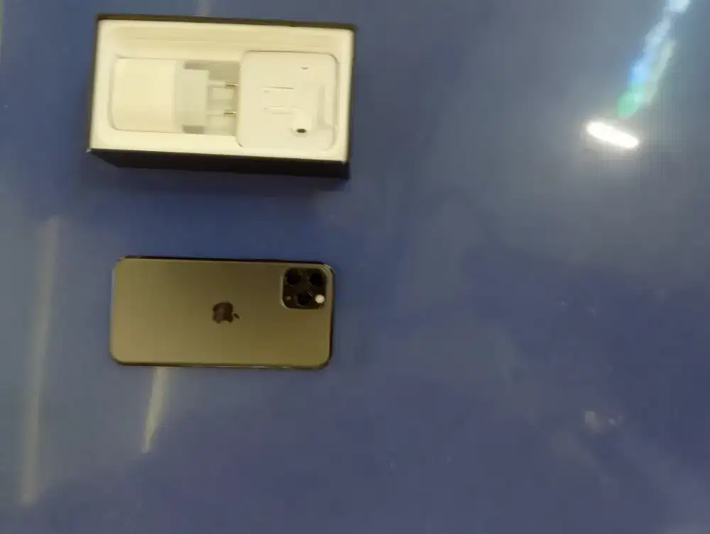 Iphone 11 pro 256gb terjamin semua baru