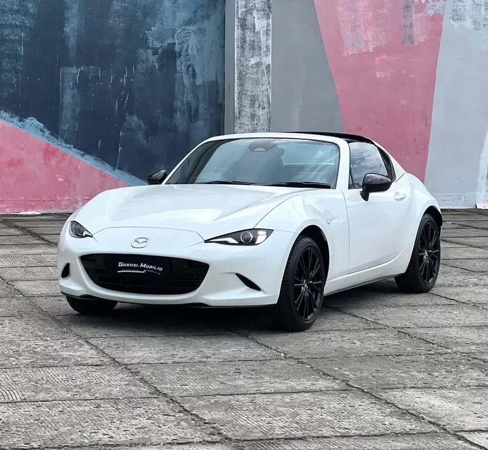 Mazda MX5 Miata RF Cabriolet 2025 / Odo 800 Perak
