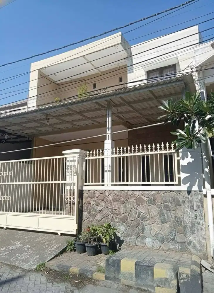 DIJUAL RUMAH KOST SUTOREJO - KOST AKTIF