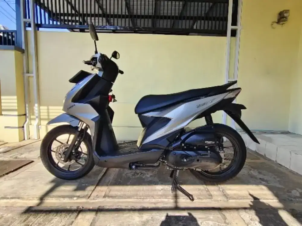 Honda beat deluxe 2021 plat B jaktim