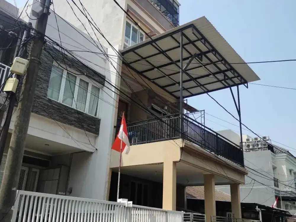 Dijual rumah 4lantai kelapa Nias kelapa gading