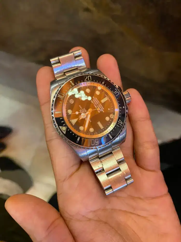 Jam tangan rolex sea dweller