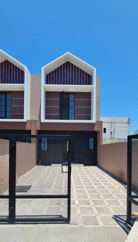 DIJUAL RUMAH TAMBAK MEDOKAN - BARU GRESS