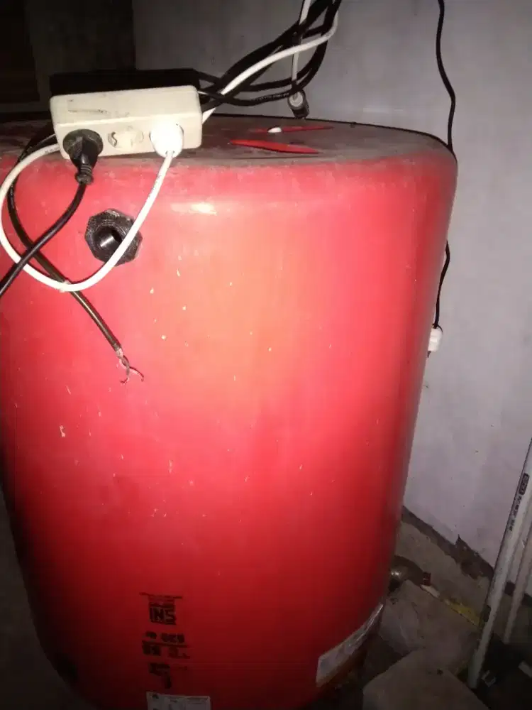 Di Jual Borongan  mesin mini RO ,Toren air 500lt, Tangga Telescop 5m