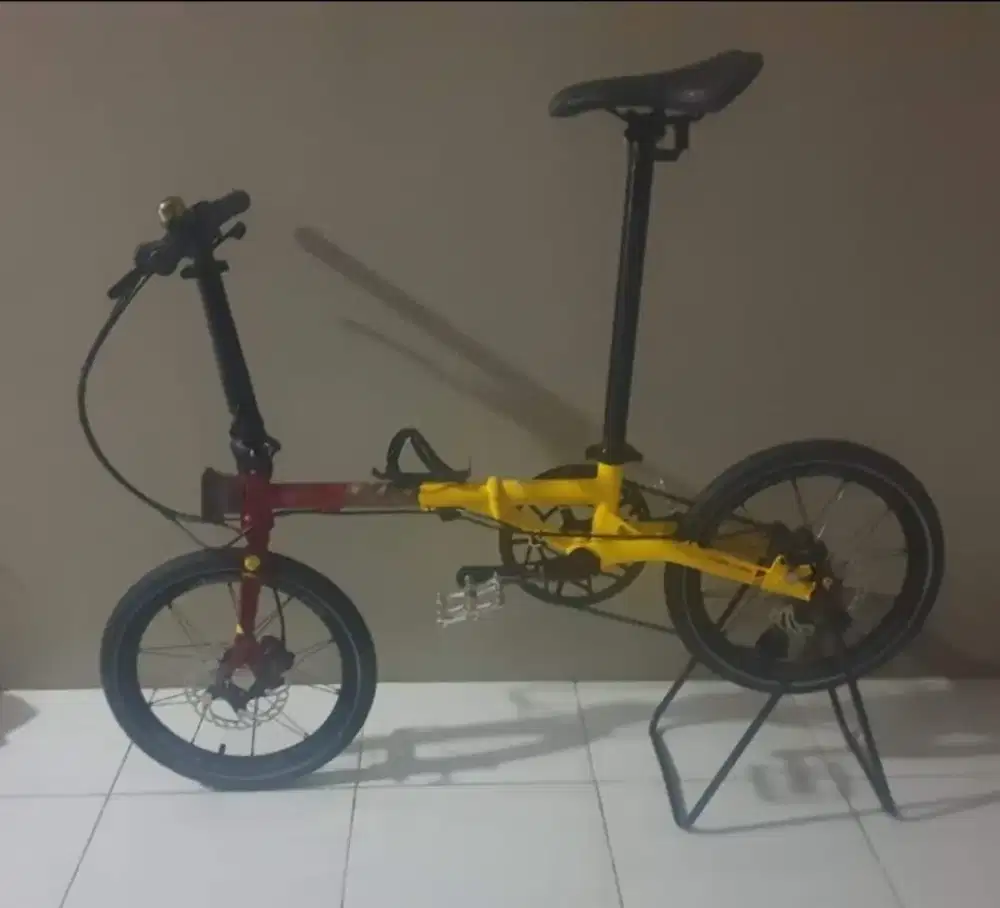 Sepeda lipat, Element Troy, B2W Edition.