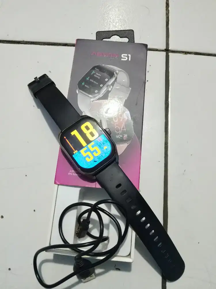 Jam tangan merk advance