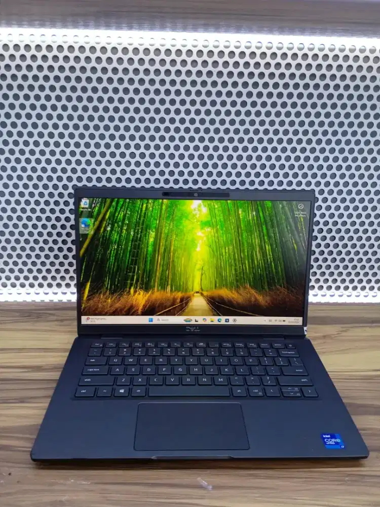 Dell Latitude 7320 intel core i7 1185G7 16GB 13inch Touchscreen