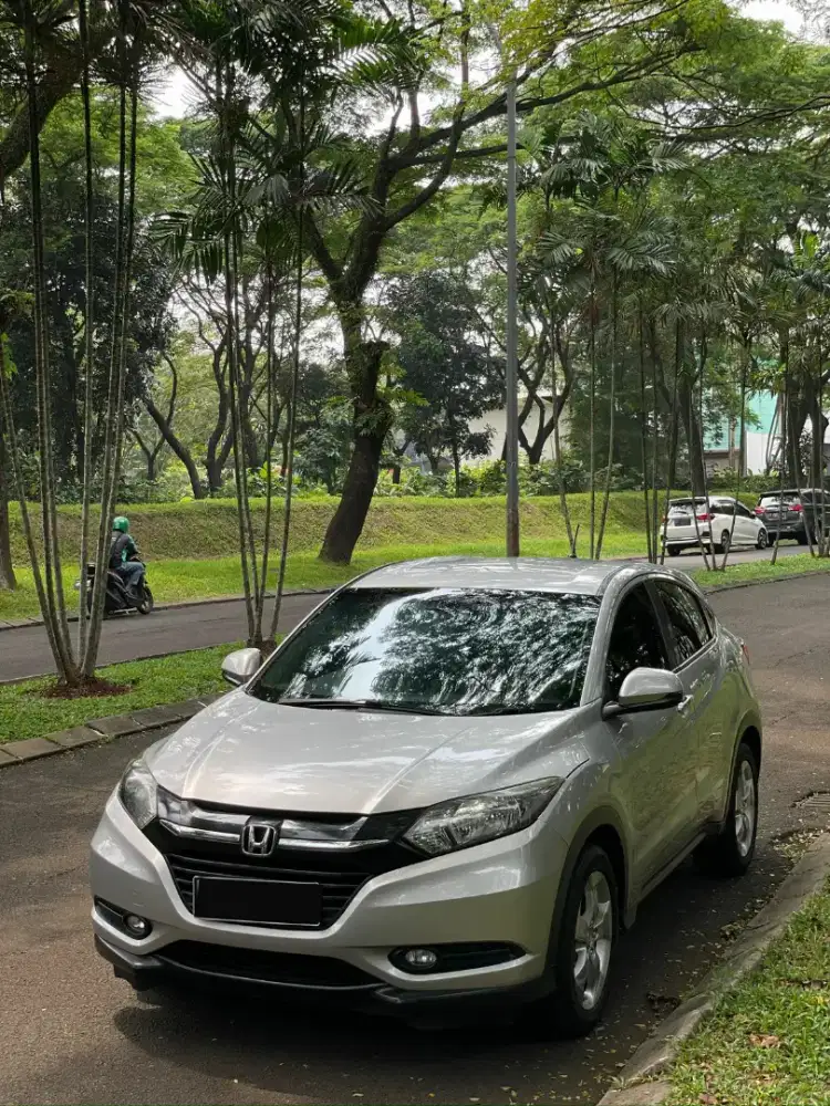HRV 1.5 E BENSIN-AT 2015