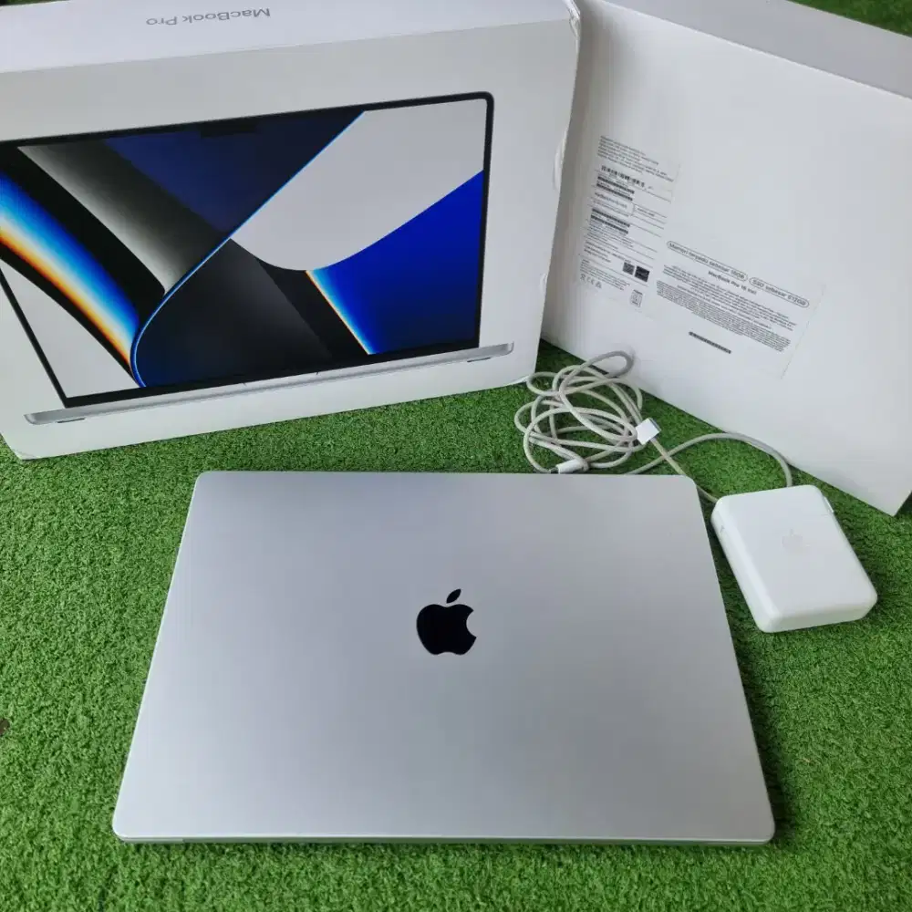 MacBook Pro 16 2021 M1 Pro 16/512 Mulus M1 Max